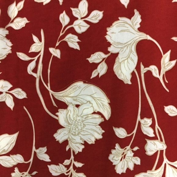 Lily Morgan Top Rust Floral Short Sleeve Sz Medium Satiny Flowy Fabric - Picture 3 of 10